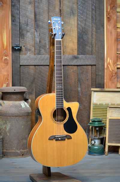 Pre-Owned Alvarez AG60-CE Guitar