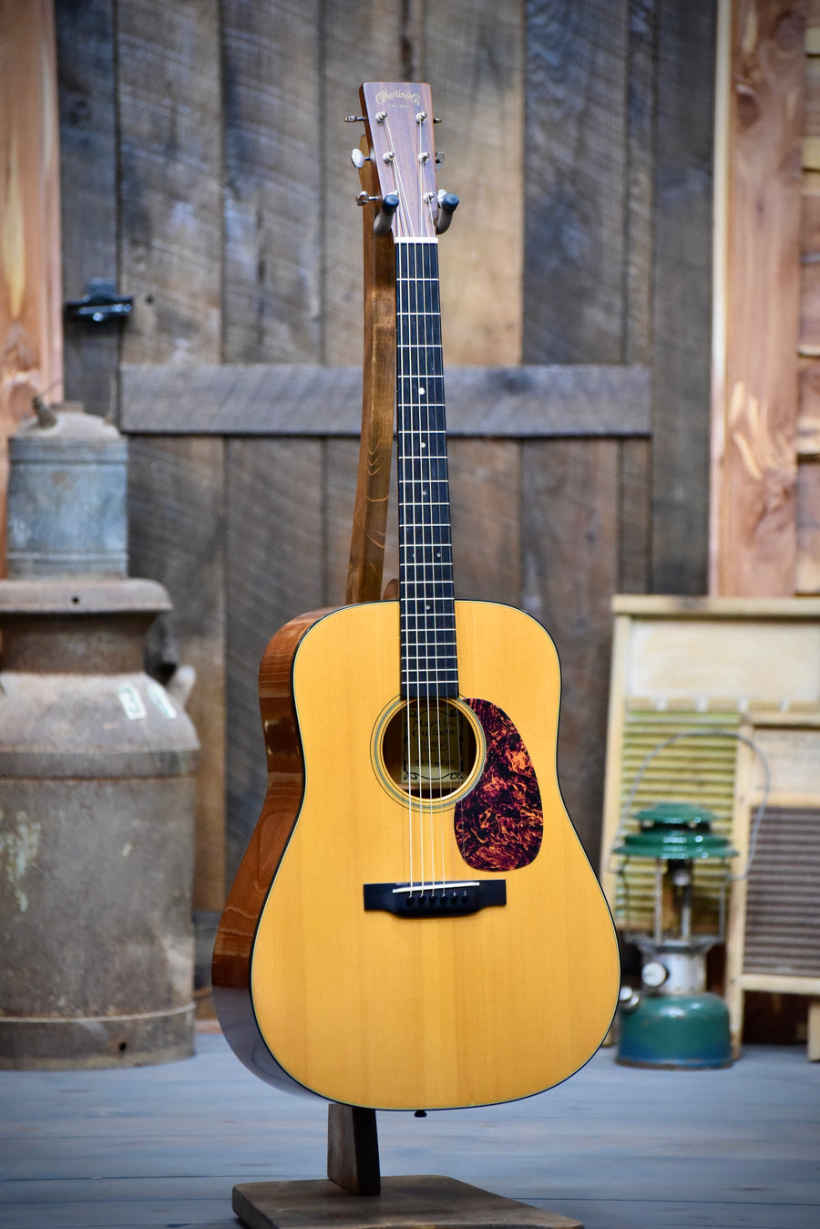 Pre-Owned Martin D-18 Golden Era Guitar With Case