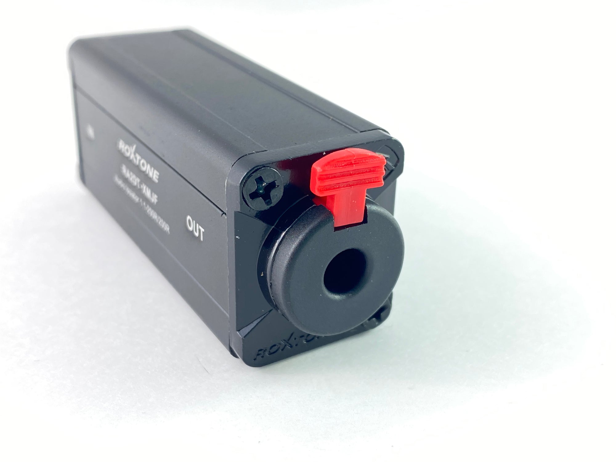 Roxtone RA2DT-XMJF 1/4” to XLR Adapter