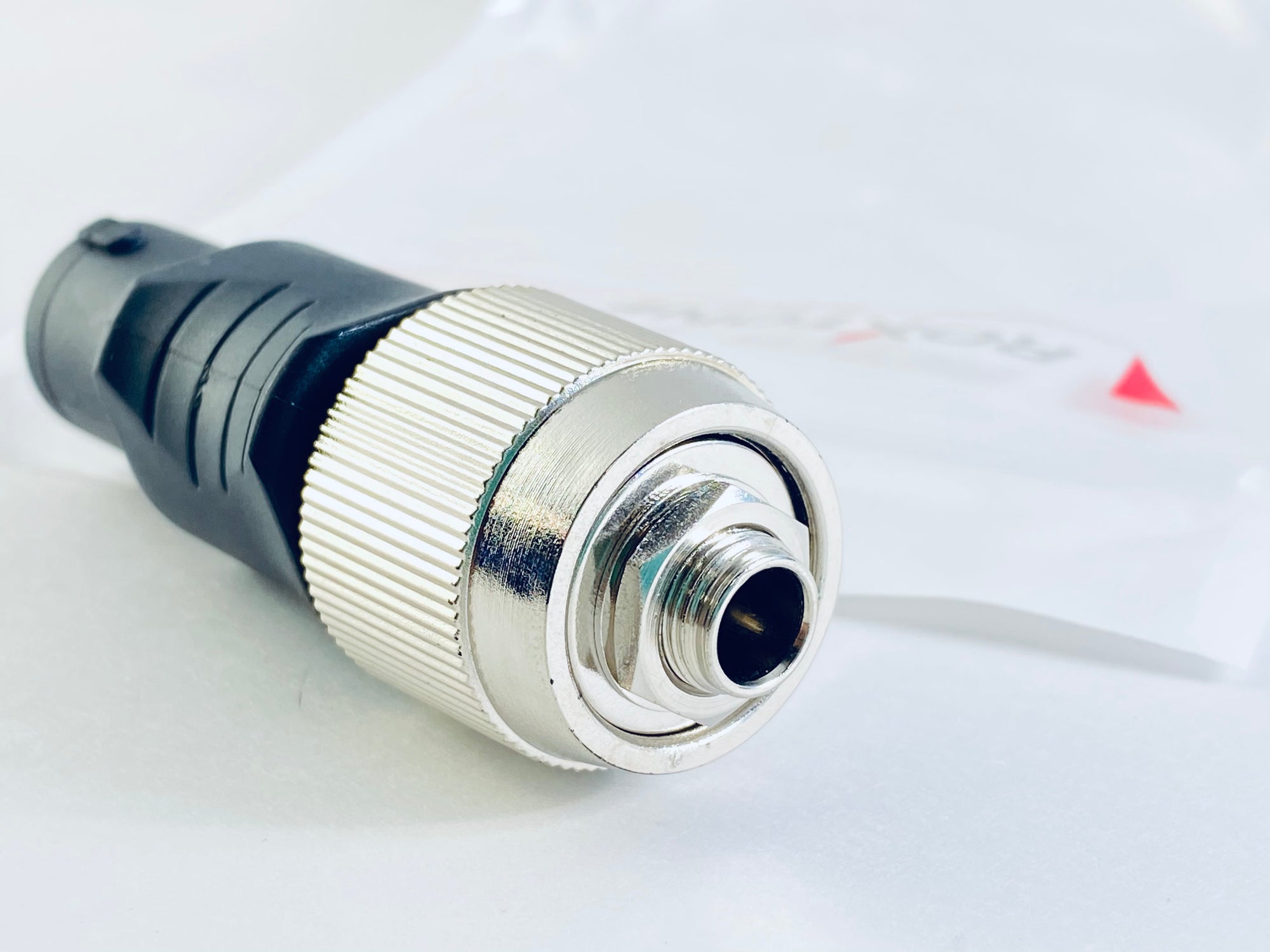 Roxtone RASJ Speakon to 1/4″ Female Adapter