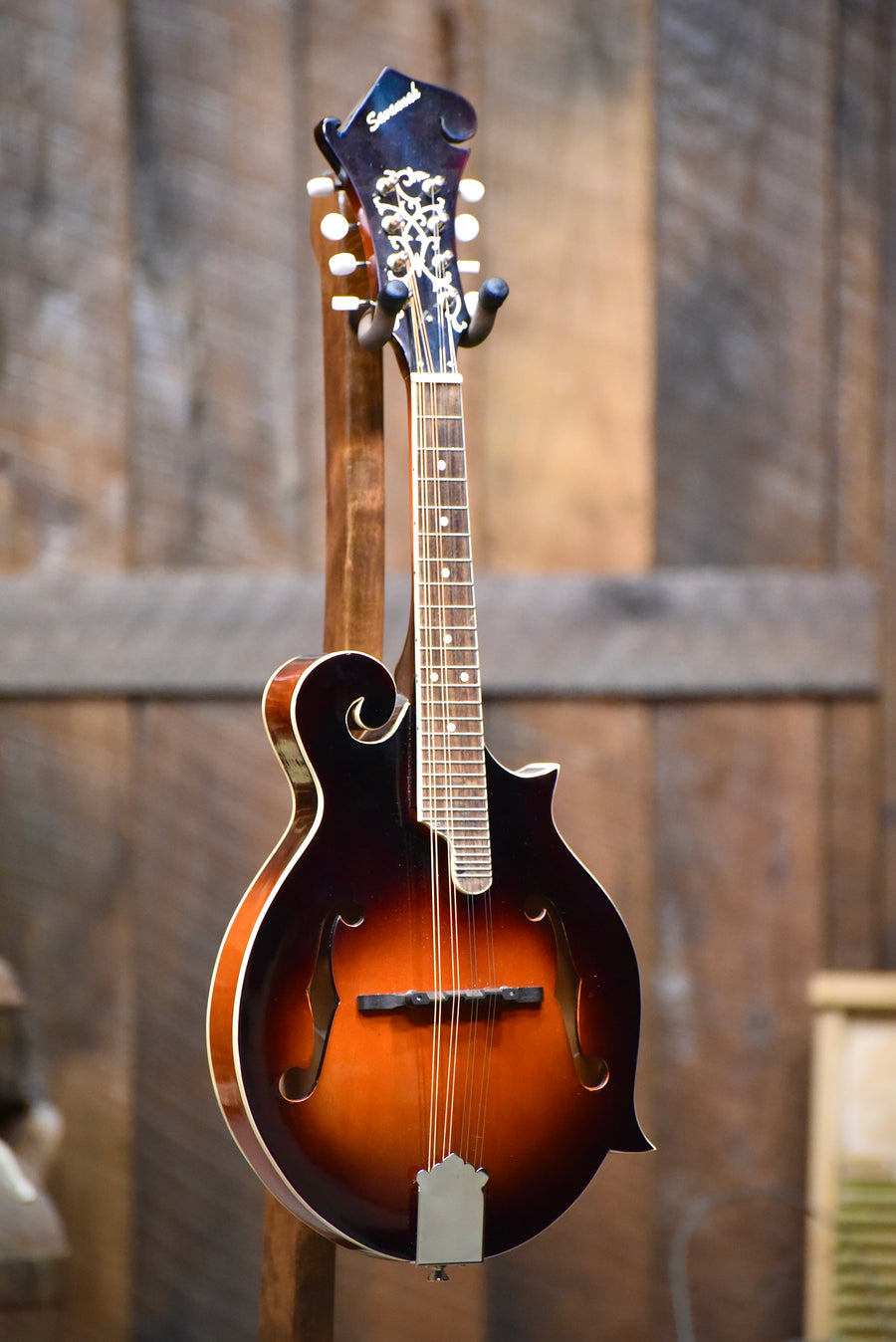 Pre-Owned Savannah F-Style Mandolin with Gig-Bag