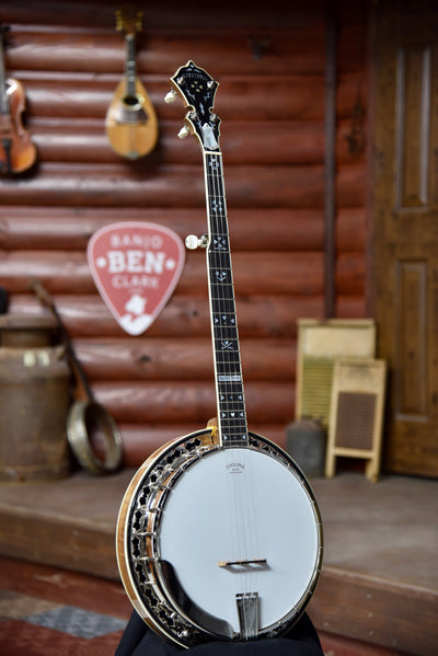 Stelling Master Flower 5-String Old Wood Rim Walnut Banjo With Case