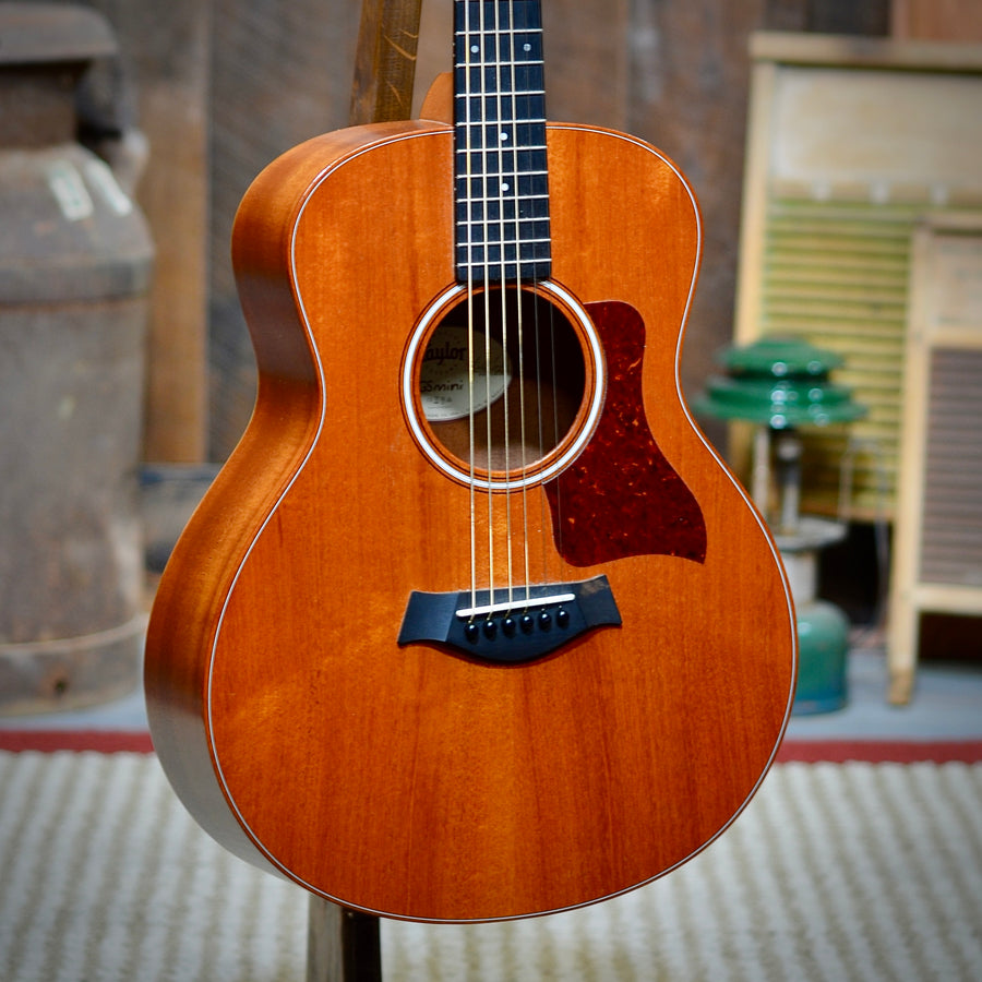 Pre-Owned Taylor GS Mini Guitar With Case