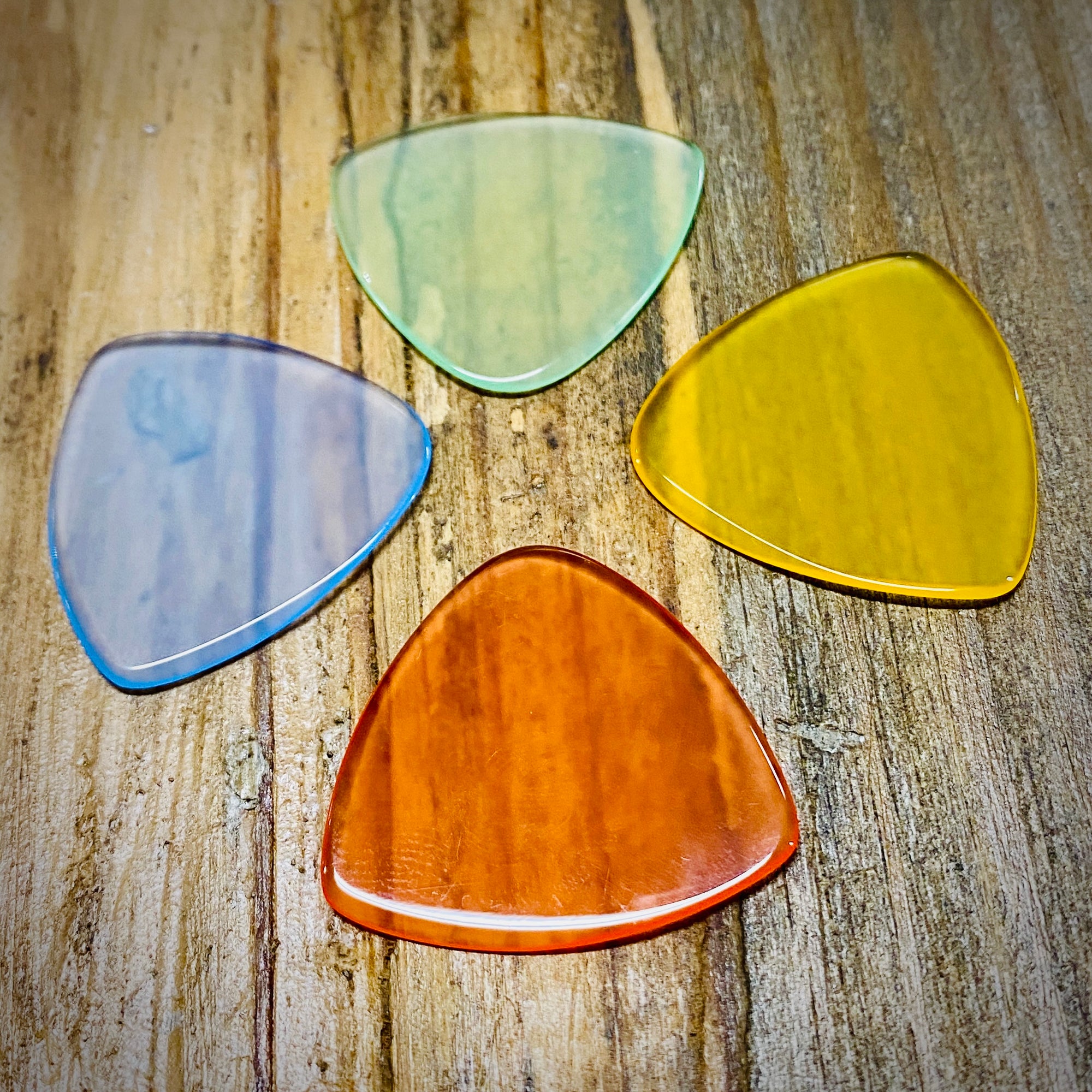 ToneSlabs X-Large Triangle Flatpick With 1 Round Corner