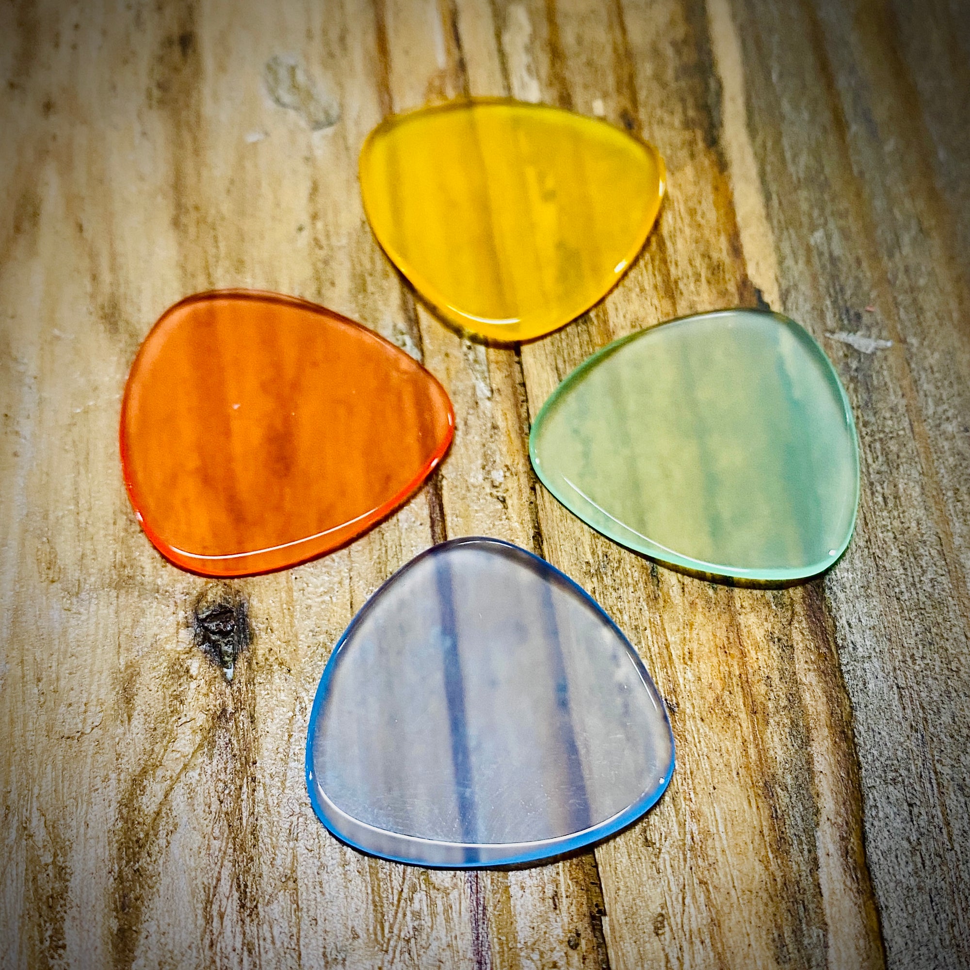 ToneSlabs Tweener Smaller Rounded Triangle Flatpick