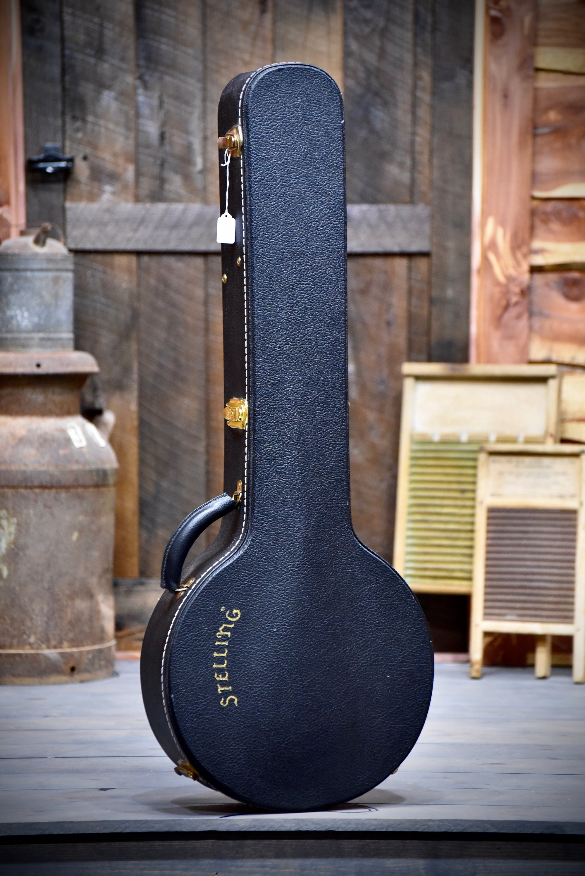 Pre-Owned Stelling Master Flower Golden Deluxe 5-String Banjo With Case