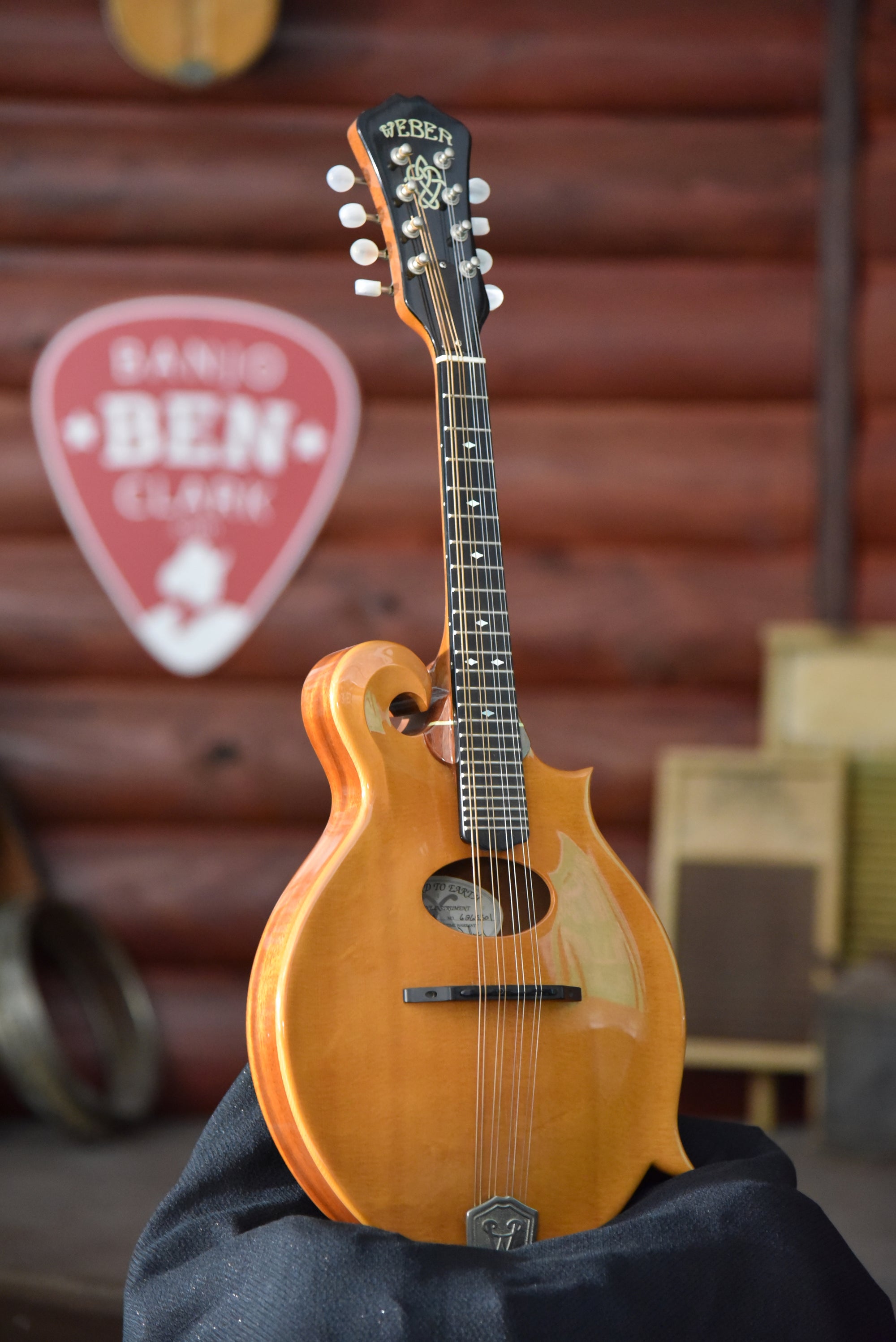 Weber Gallatin Pre-Owned F-Style Oval Hole Mandolin With Case