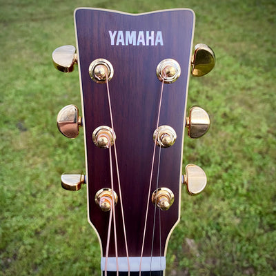 Yamaha LL16BSHB Handcrafted A.R.E. Acoustic-Electric Guitar With Case - Brown Sunburst