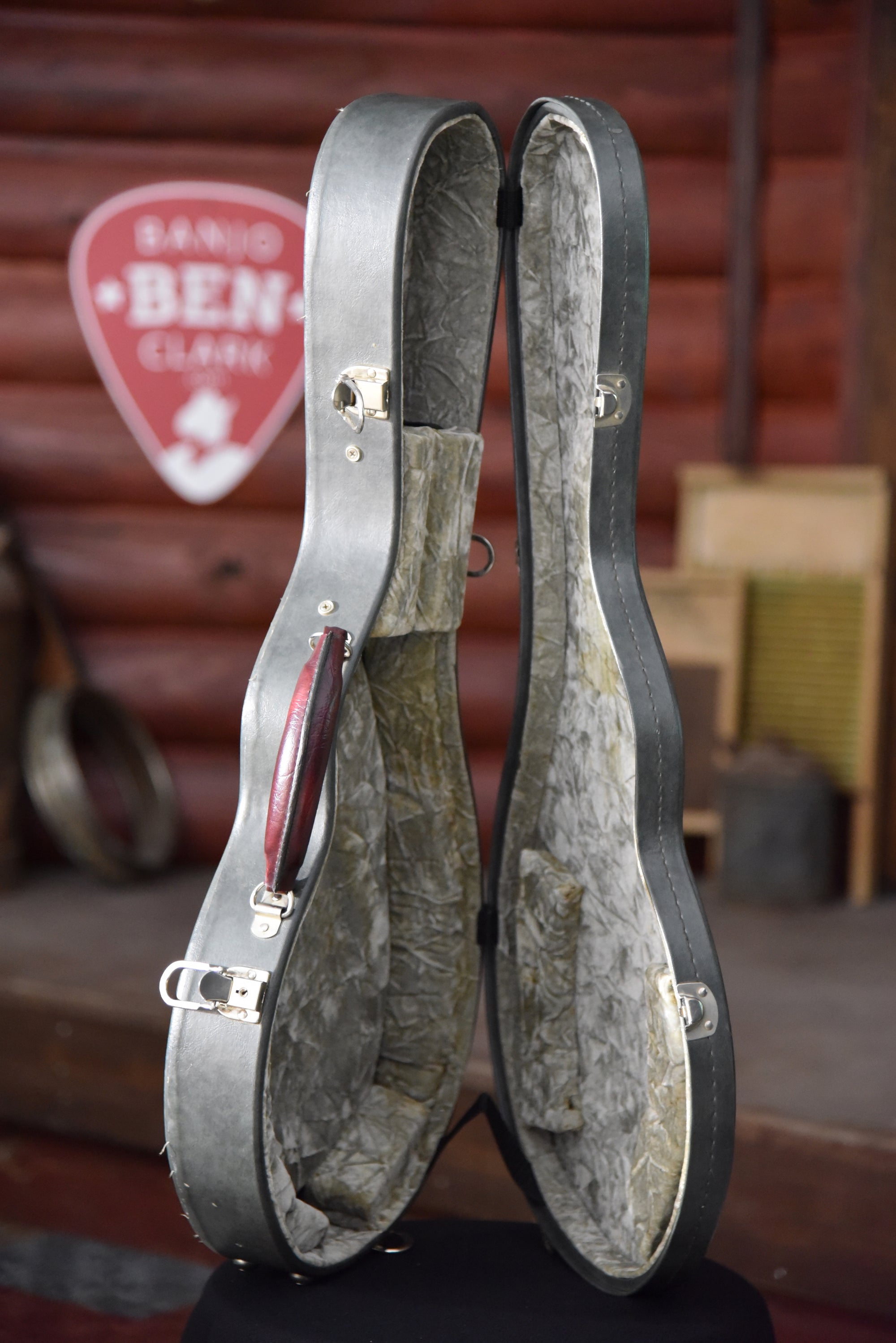 Weber Gallatin Pre-Owned F-Style Oval Hole Mandolin With Case